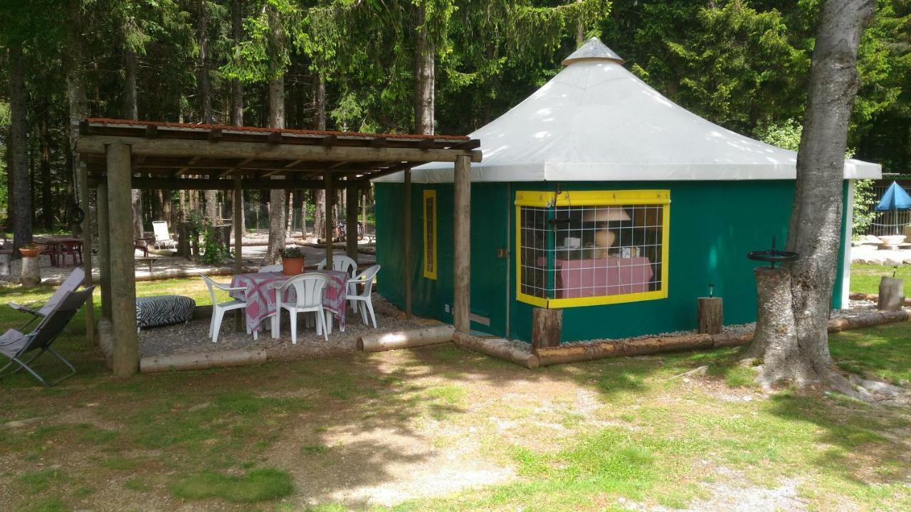 Campsite Le Sous Bois De Jade Chemin De Stevenson Gr 70