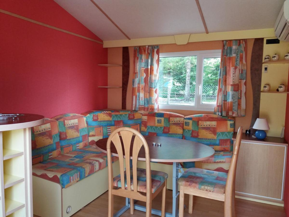 Campsite Le Sous Bois De Jade Chemin De Stevenson Gr 70 *